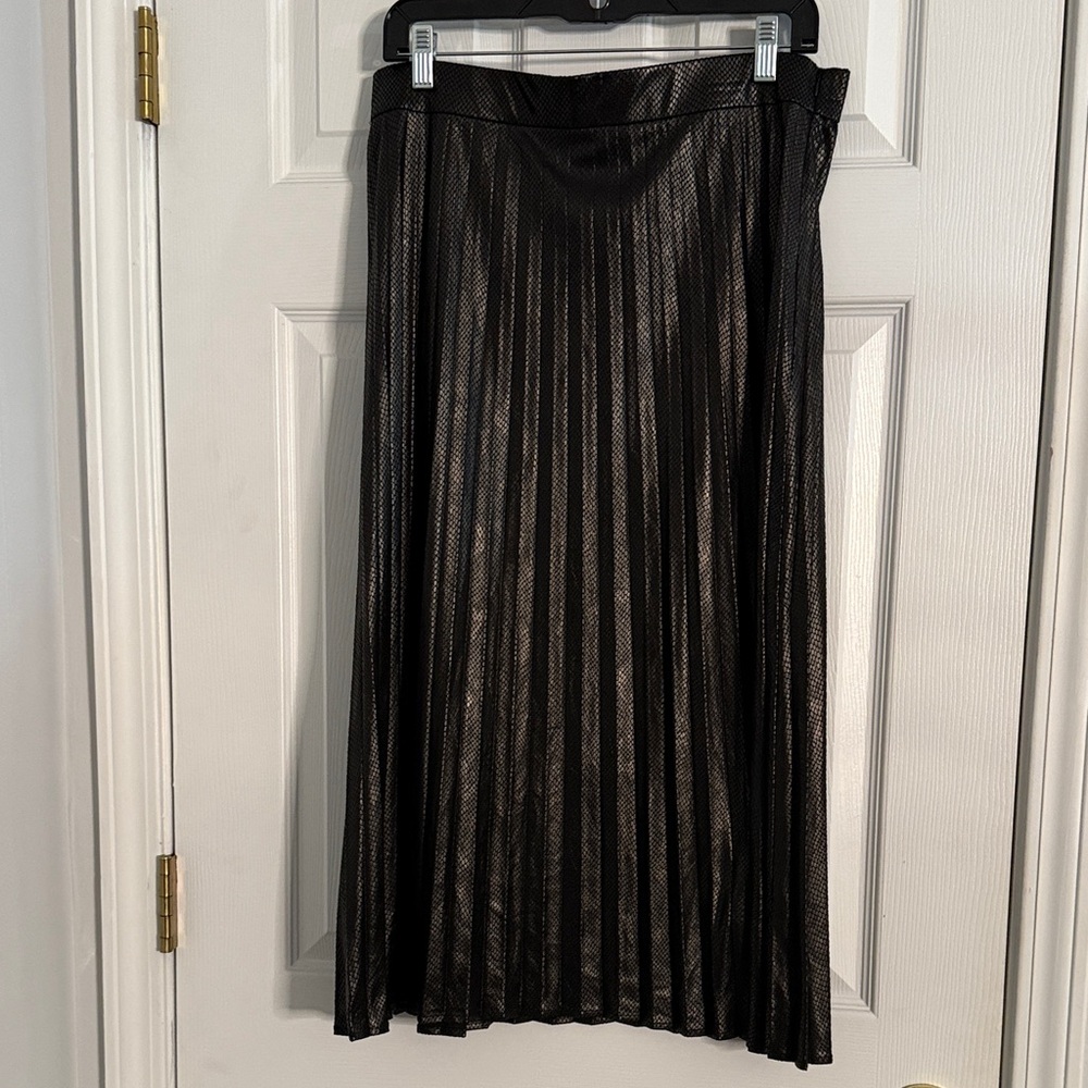 Black Pleated Skirt